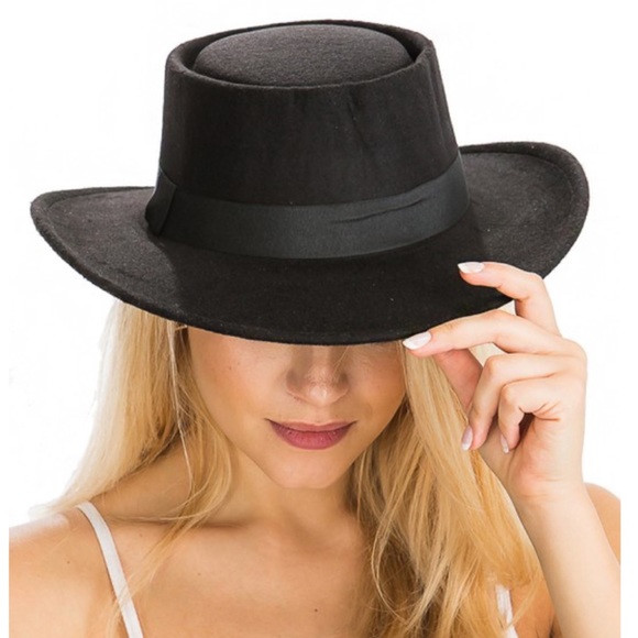 @_theboutique_ Accessories - Black Wide Brim Felted Hat